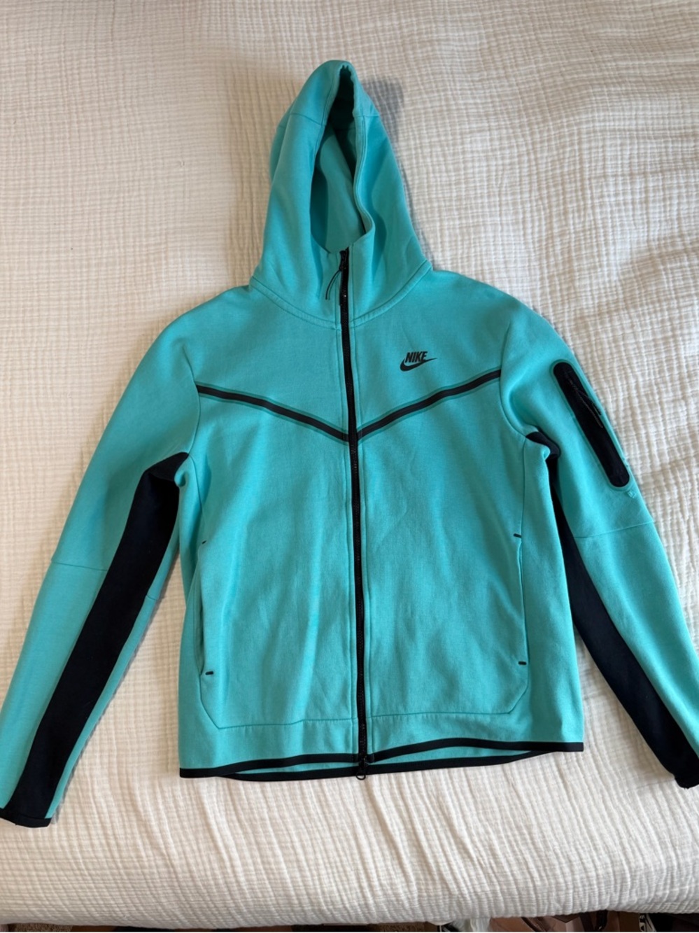 Size M Nike Tech Fleece Full Zip Hoodie